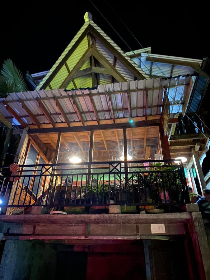 Smiley'S Homestay Berastagi Exterior photo